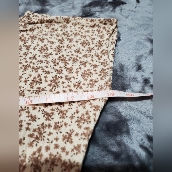 NWT Cinched Hem Coastal Cotton Top Size X-Small in Mountain Floral by UpWest - Picture 8 of 13